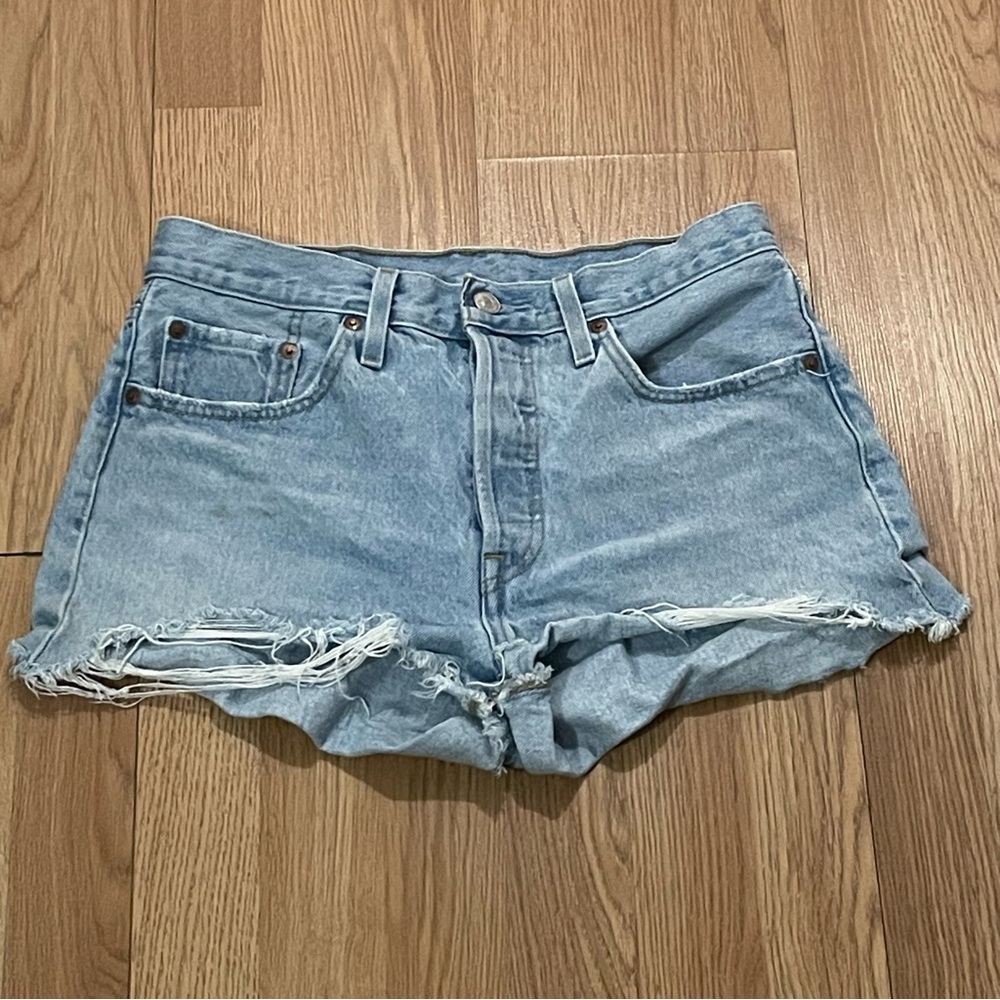 Levi's 501 Women’s 28 (30”) Cutoff Shorts Light Blue Denim Button Fly Mid Rise